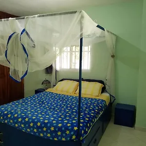 casa-los-pinos.comcaribbean.com/