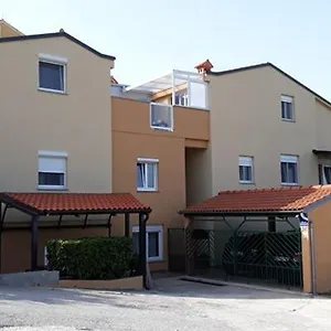 Piranesi Appartement Pula